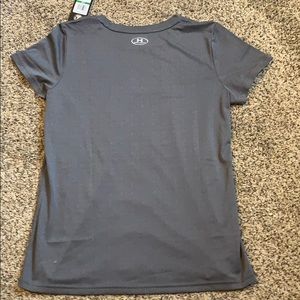 Under Armour Tops - 🍉Under armour heatgear t shirt (new with tags) Under Armour Tops - 🍉Under armour heatgear t shirt (new with tags)